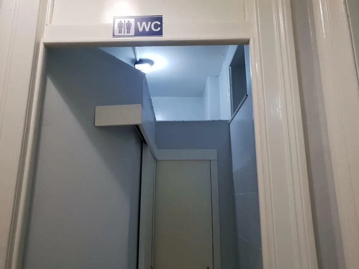 Shangri-La Hostel Arroios Lisbon