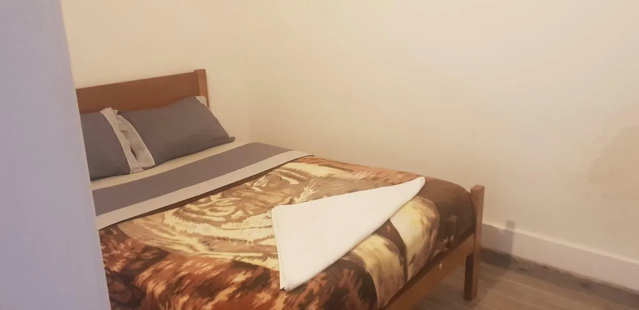 Shangri-La Hostel Arroios Lisbon