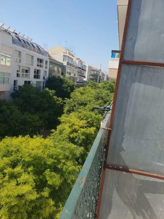 Shangri-La Hostel Arroios Lisbon