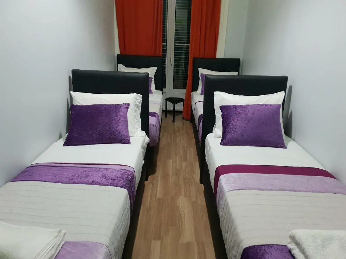 Shangri-La Hostel Arroios Lisbon