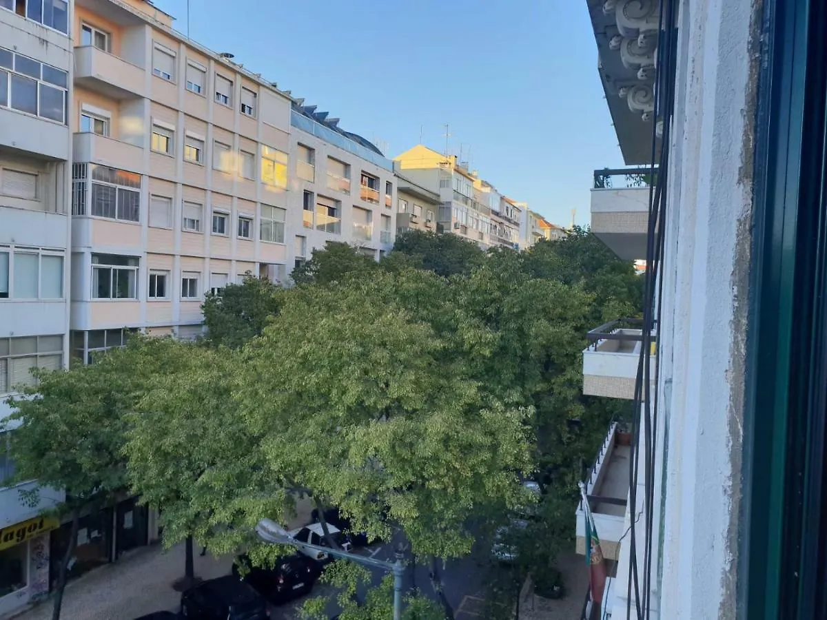 Shangri-La Hostel Arroios Lisbon