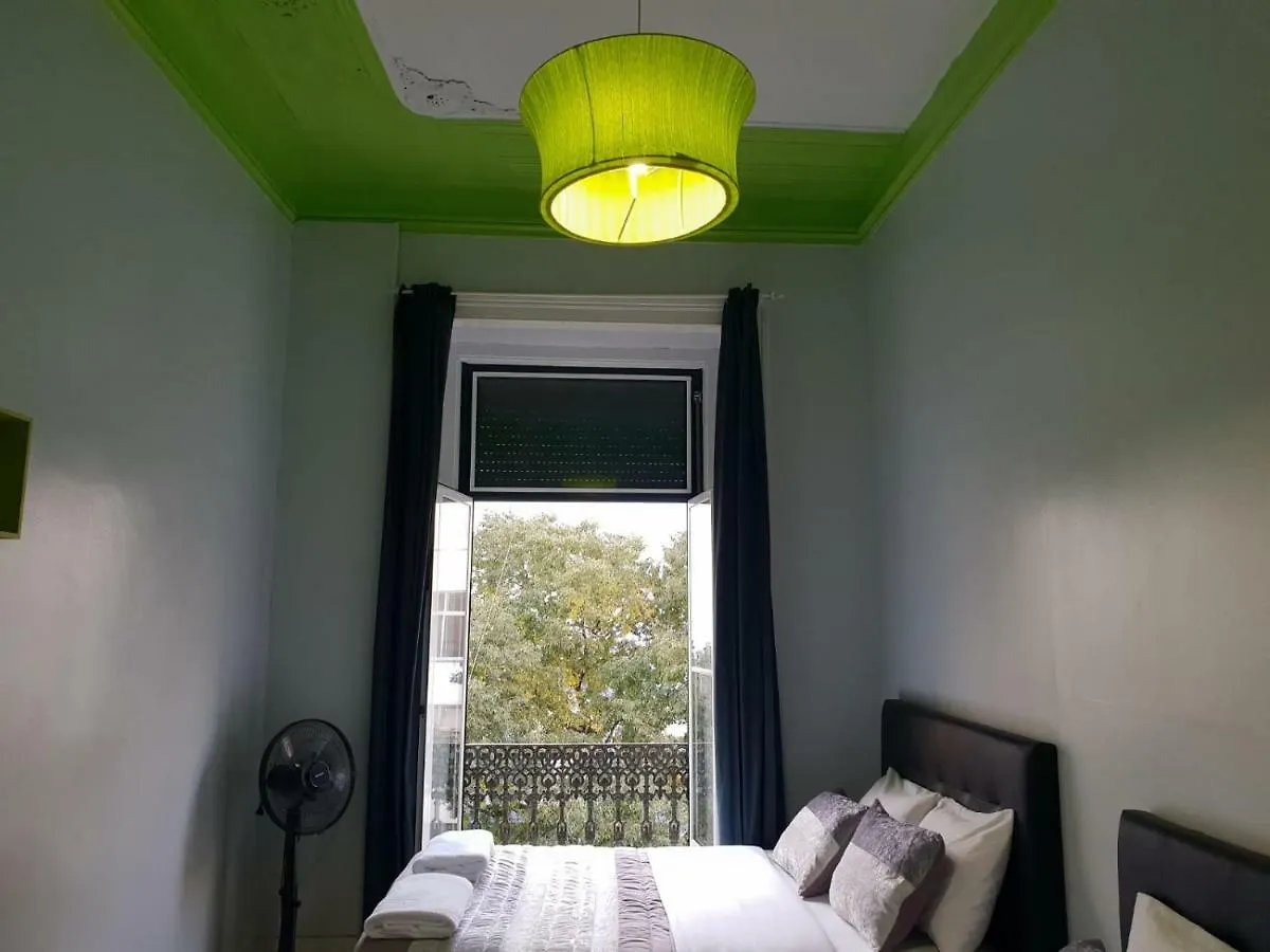 Shangri-La Hostel Arroios Lisbon