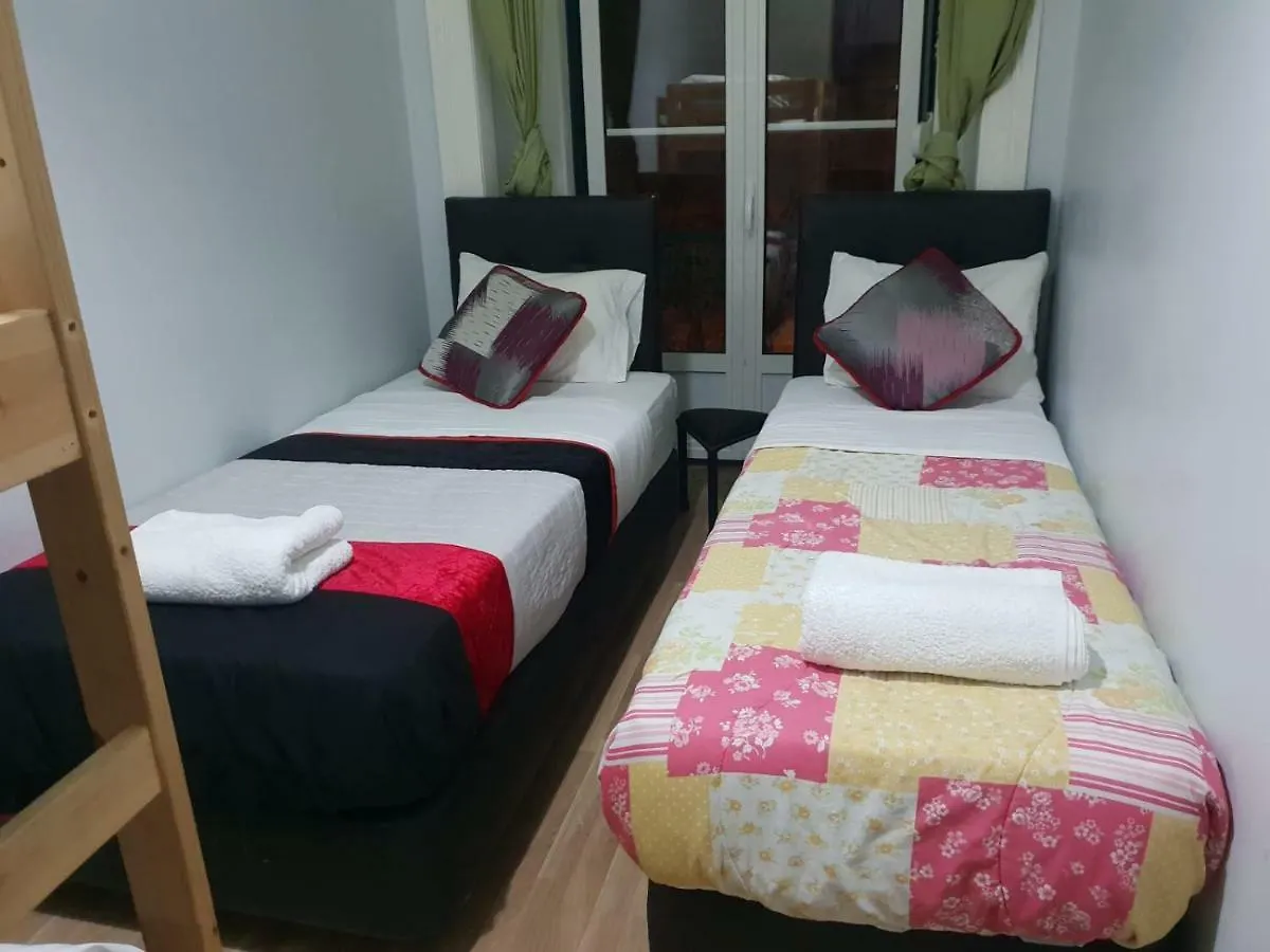 Shangri-La Hostel Arroios Lisbon