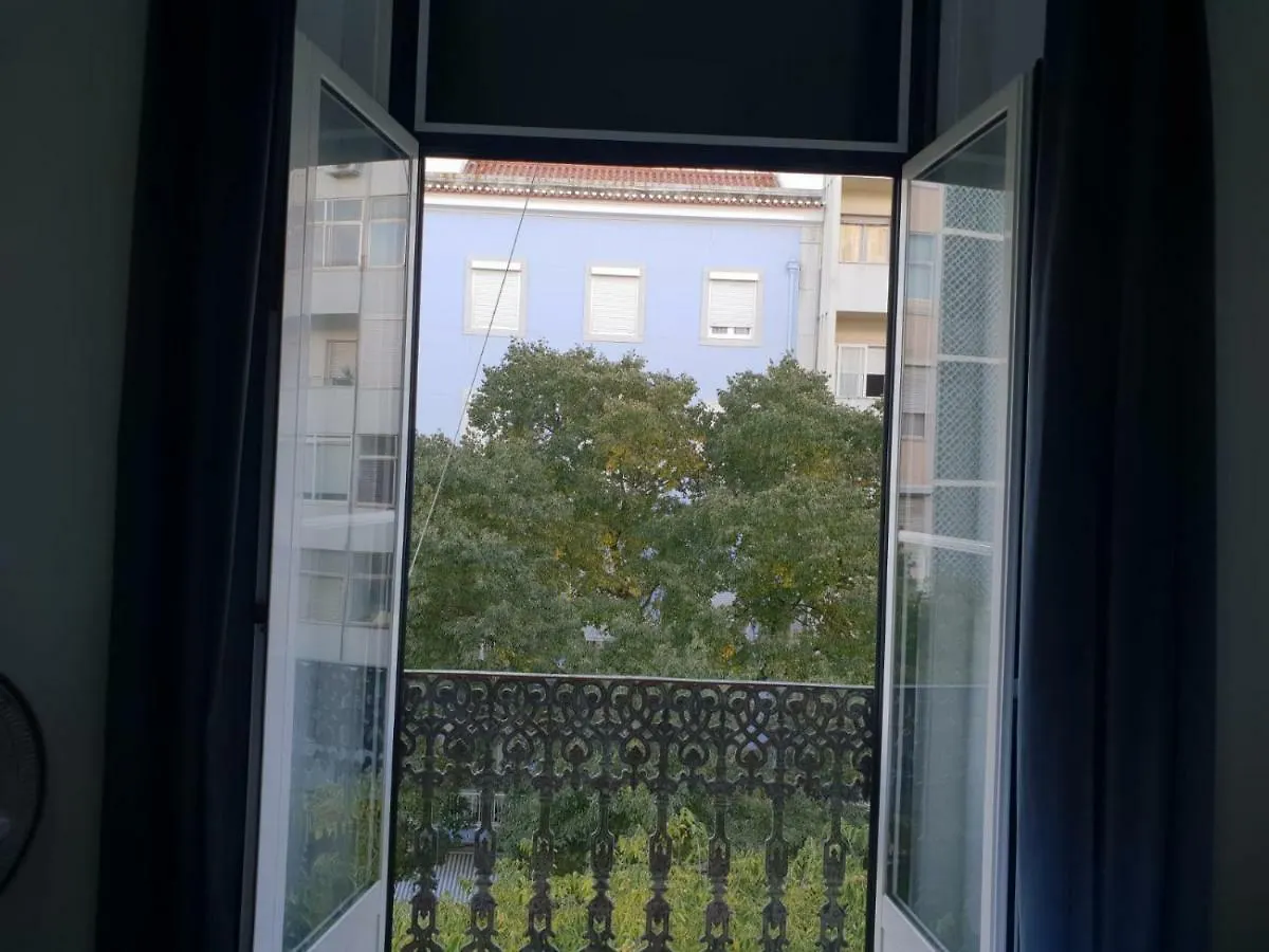 Shangri-La Hostel Arroios Lisbon
