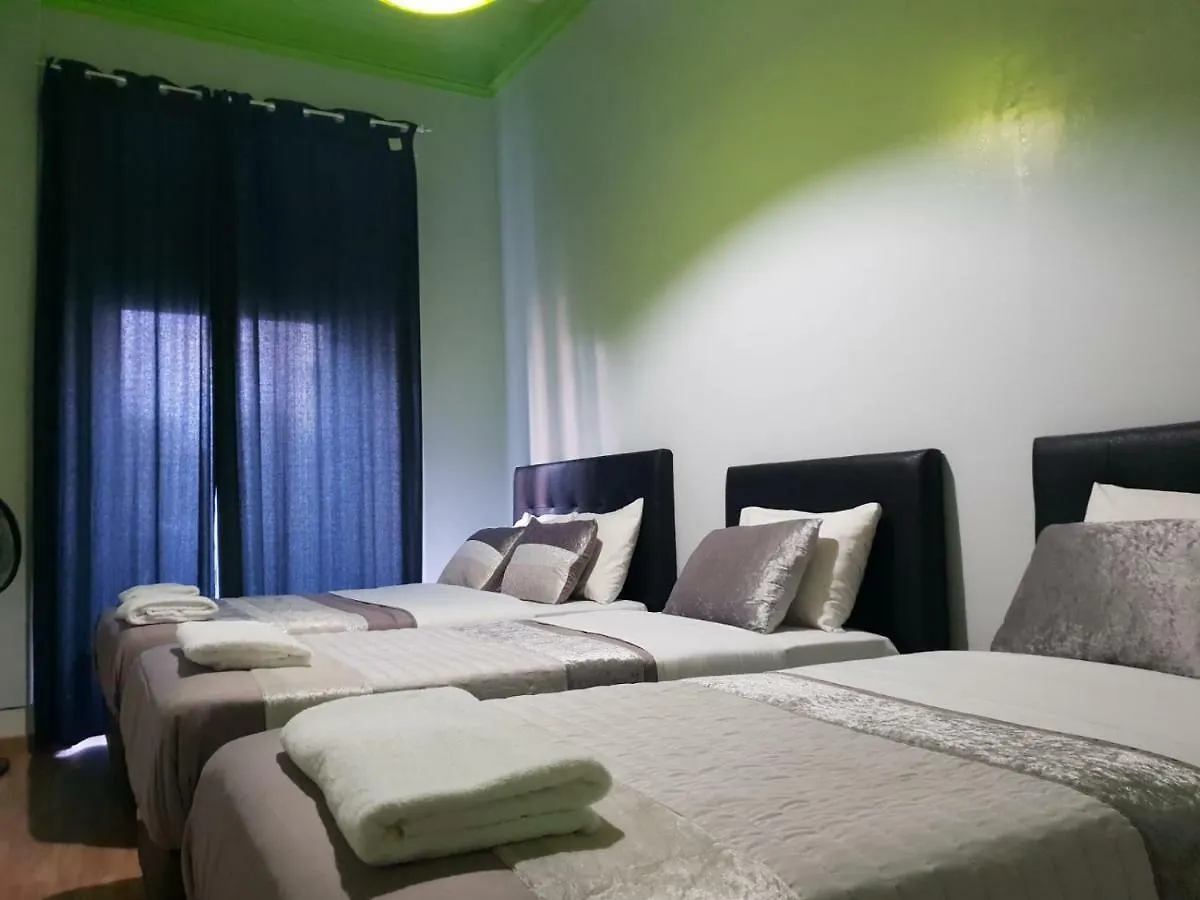Shangri-La Hostel Arroios Lisbon