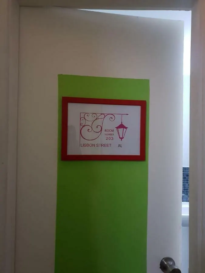 Shangri-La Hostel Arroios Lisbon
