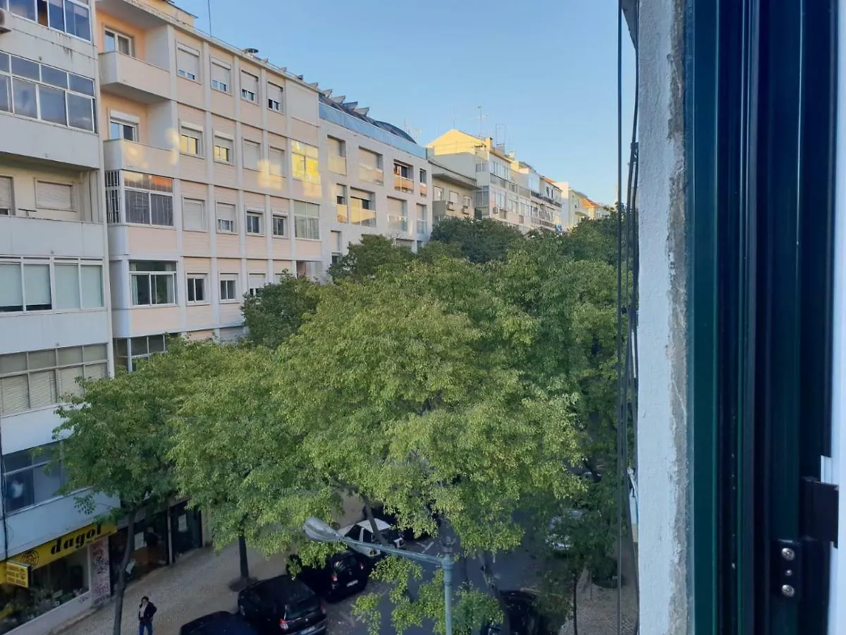 Shangri-La Hostel Arroios Lisbon